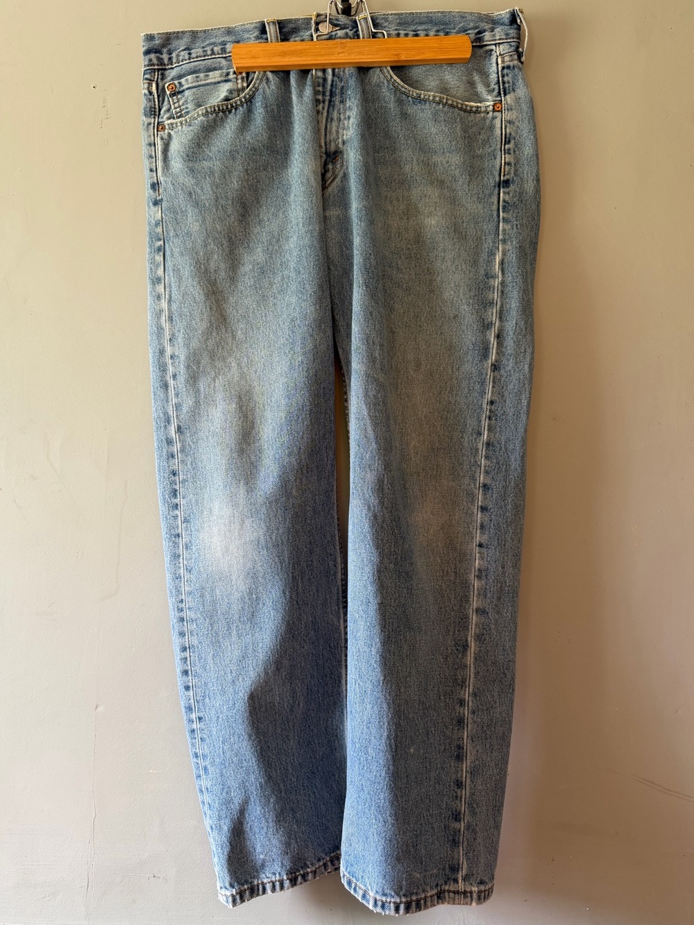 Levi's Light Wash Relaxed Straight Jeans